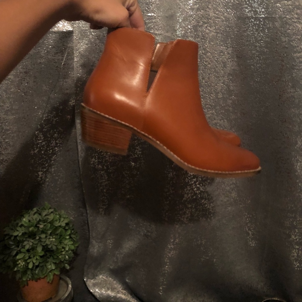 Cole Haan Abbot Grand.OS Leather Cutout Booties